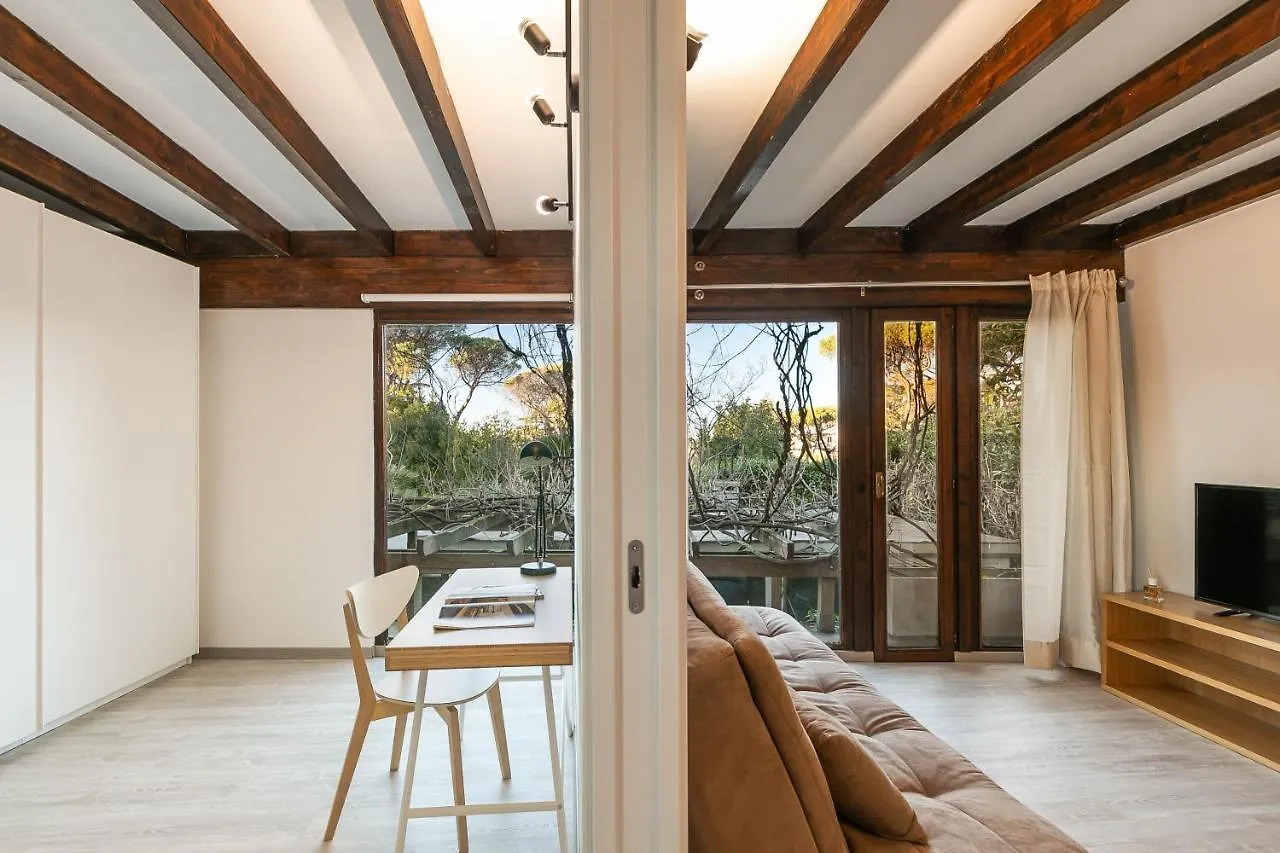 [LUSSUOSO VILLINO - 5 stelle - nel verde di Roma]